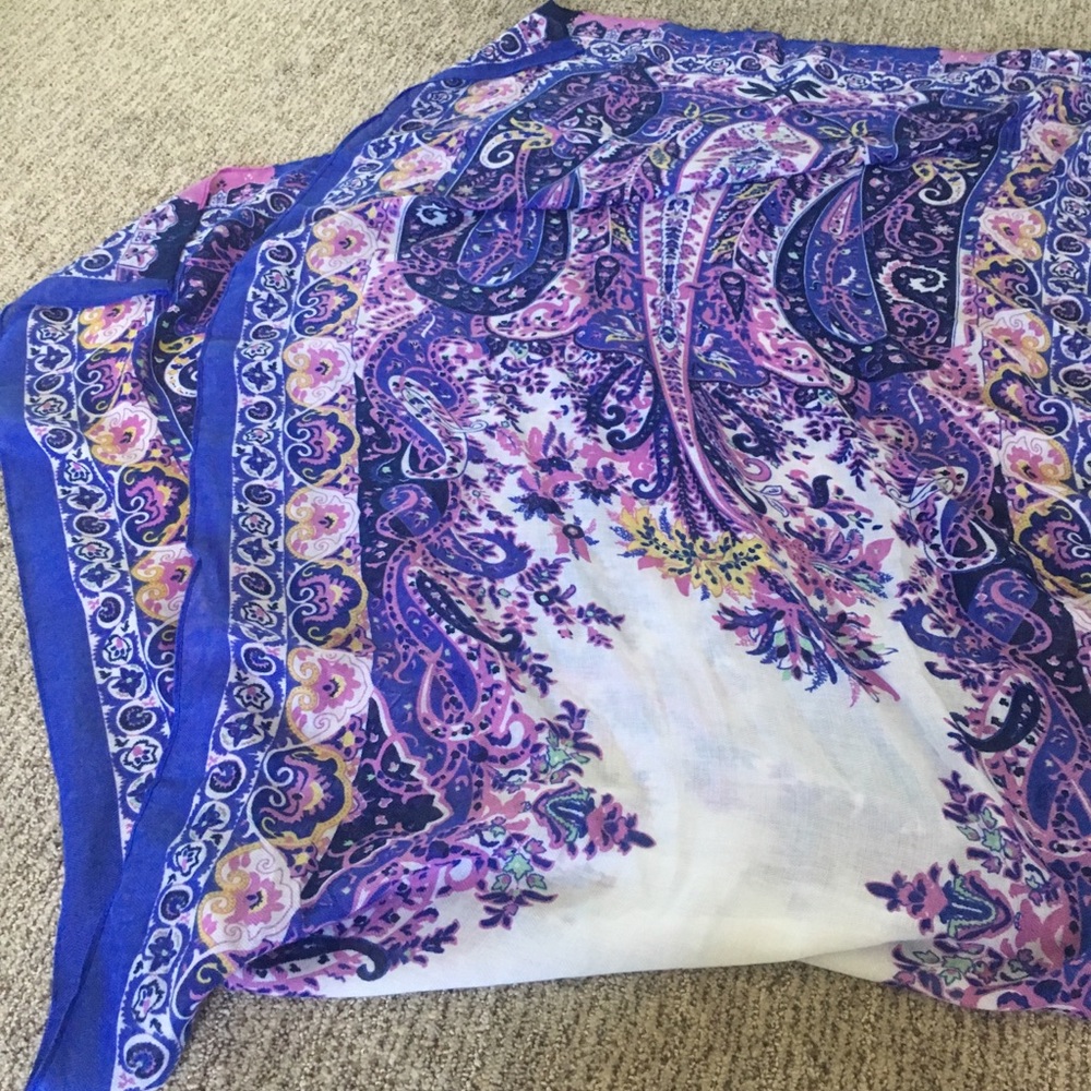 Scarf - Picture 2 of 2
